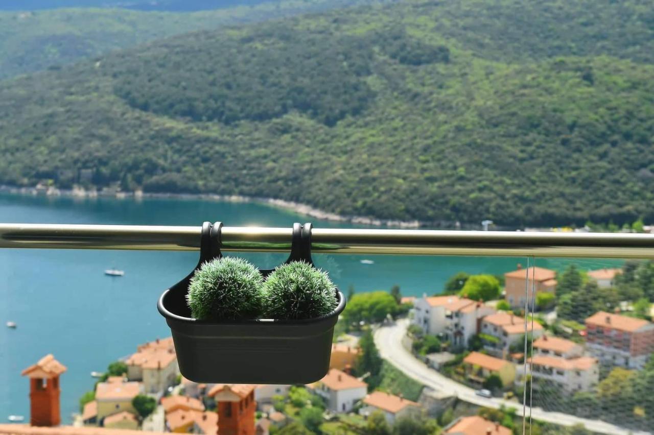 Apartment Vanilla I With Beautiful Seaview Rabac Exterior foto